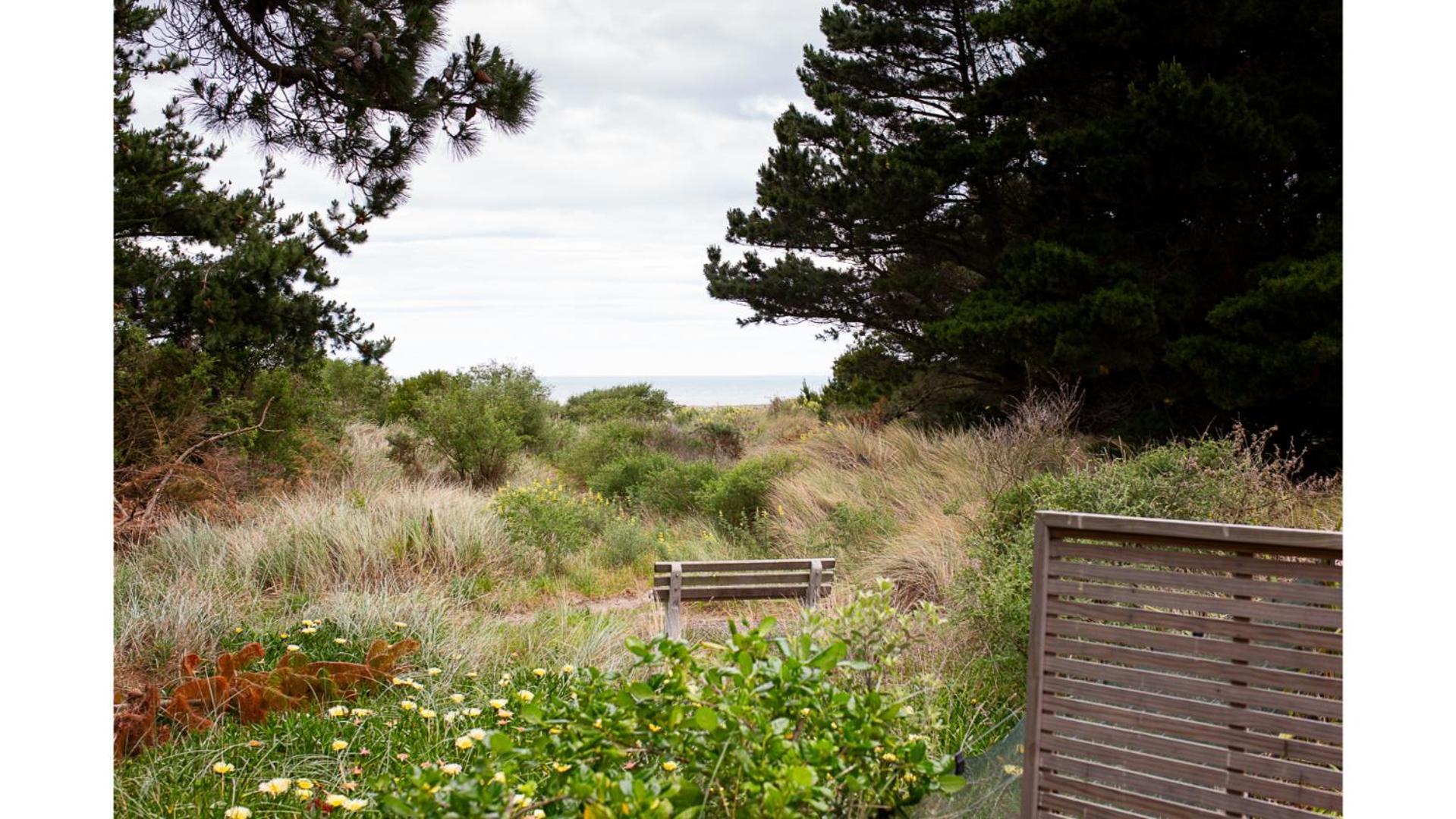 Pacific View By Tiny Away Villa Leithfield Bagian luar foto